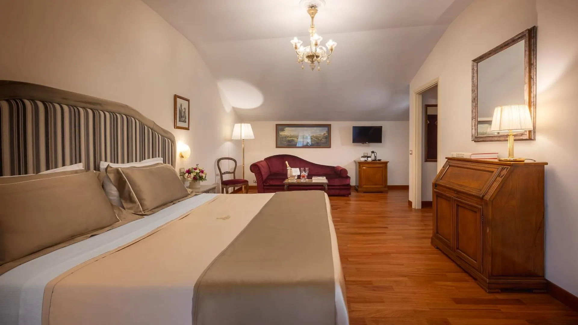 Hotel Forum Rome 4*,  Italy