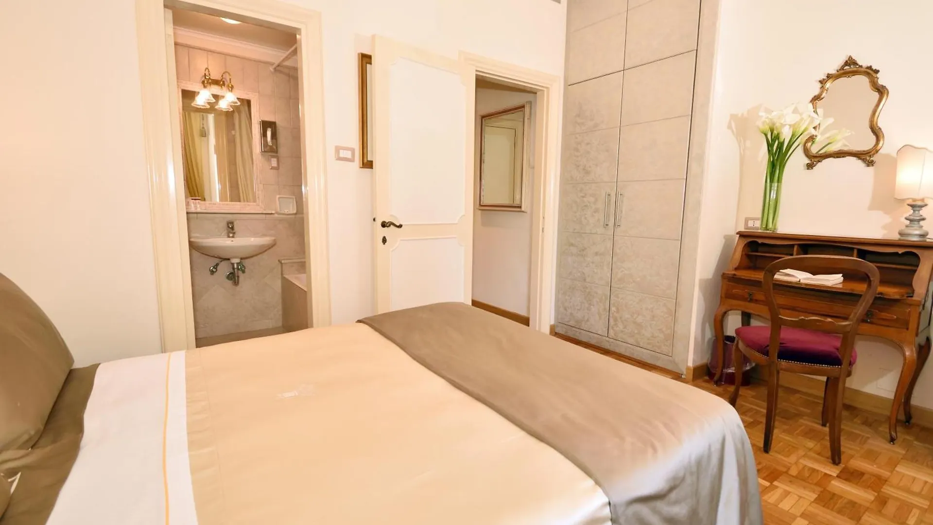 Hotel Forum Rome Italy