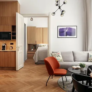 R16 Residences מלון דירות