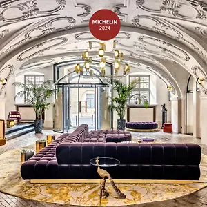 H15 Luxury Palace - Destigo מלון