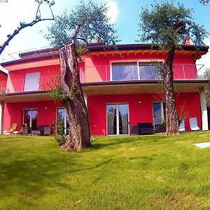 Casa Simone Włochy