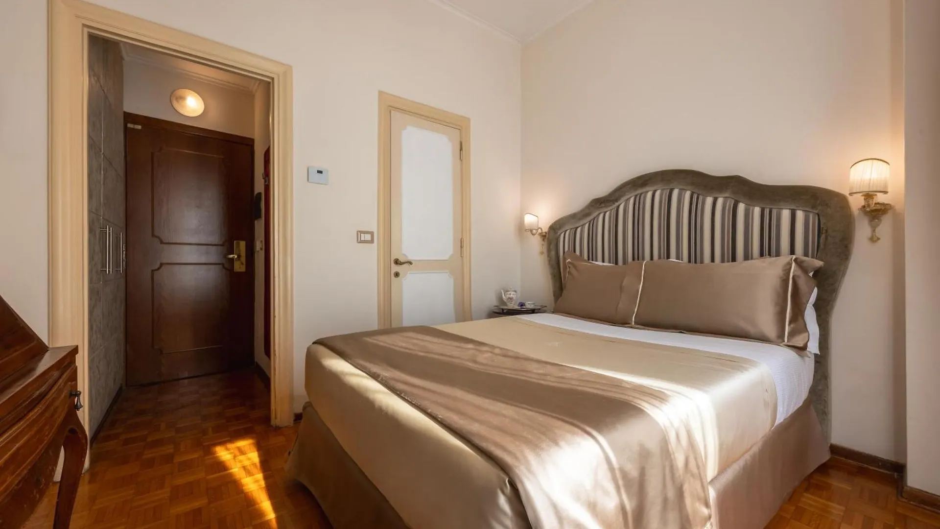 Hotel Forum Rzym 4*,